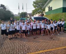 Alunos do projeto Força Verde Mirim visita unidade da Polícia Ambiental e participam de blitz educativa no Interior do estado
