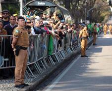  Tropas da Polícia Militar desfilam no 7 de Setembro diante de 20 mil pessoas na Capital 