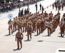  Tropas da Polícia Militar desfilam no 7 de Setembro diante de 20 mil pessoas na Capital 