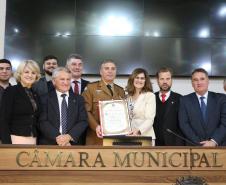 Comandante-Geral da PM recebe título de Cidadão Honorário de Curitiba durante sessão solene na Câmara Municipal