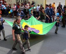 PM é representada em desfile de abertura da Semana da Pátria em São José dos Pinhais