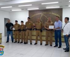 Câmara Municipal de Reserva homenageia policiais militares por desempenho de suas atividades na cidade