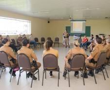 Palestra de conscientização ao câncer de mama é realizado na sede do 17° Batalhão em São José dos Pinhais (RMC)