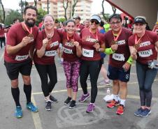 Mais de 1,3 mil atletas participam da 4ª Corrida do Fogo em Curitiba