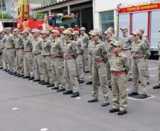 Corpo de Bombeiros do Paraná comemora 107 anos com entrega de medalhas e homenagens em Curitiba, na Capital do estado