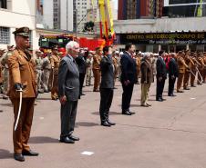 Corpo de Bombeiros do Paraná comemora 107 anos com entrega de medalhas e homenagens em Curitiba, na Capital do estado