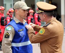 Corpo de Bombeiros do Paraná comemora 107 anos com entrega de medalhas e homenagens em Curitiba, na Capital do estado