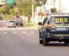 Força-tarefa do projeto Em Frente Brasil mobiliza 150 policiais para operação em São José dos Pinhais (PR)