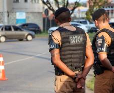 Força-tarefa do projeto Em Frente Brasil mobiliza 150 policiais para operação em São José dos Pinhais (PR)