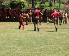 Corpo de Bombeiros leva bombeiros e policiais militares a se desafiarem no Desafio No Limite no circuito Braves Mud Race, na RMC