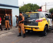 Mais de 240 policiais militares estão atuando na 2ª fase da Operação Todos Por um no bairro Cidade Industrial de Curitiba (CIC)