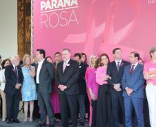  Polícia Militar e Corpo de Bombeiros participam de cerimônia de abertura do Paraná Rosa em Curitiba