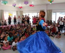 PM faz entrega de mais de 50 presentes para alunos do CMEI Professora Teruko Beltrão em Curitiba