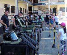 Dia das Crianças da PM no Quartel do Comando-Geral leva alegria, brincadeiras e brindes para 700 crianças