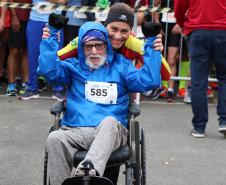 Mais de 1,3 mil atletas participam da 4ª Corrida do Fogo em Curitiba