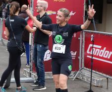 Mais de 1,3 mil atletas participam da 4ª Corrida do Fogo em Curitiba