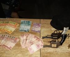 PM prende três homens e apreende duas armas de fogo na Região Metropolitana de Curitiba (RMC)