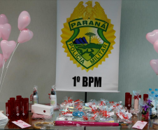 Policiais femininas participam de café outubro rosa para conscientização ao câncer de mama em Ponta Grossa (PR)