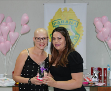 Policiais femininas participam de café outubro rosa para conscientização ao câncer de mama em Ponta Grossa (PR)
