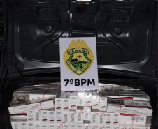 Após acompanhamento tático, PM apreende veículo com cigarros contrabandeados em Tapejara (PR)