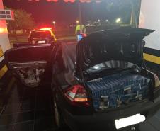 Policiaisrodoviários apreendem 10 mil maços de cigarros contrabandeados no Oeste doestado