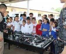 Crianças visitam sede do 26° Batalhão em Telêmaco Borba (PR), nos Campos Gerais