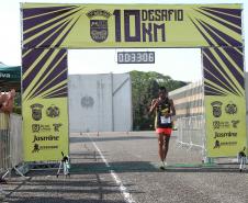 Dezenas de atletas participam do Desafio 10 Km do 17º Batalhão de Polícia Militar em São José dos Pinhais, na RMC