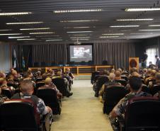 Policiais militares do Paraná e de outros estados participam da aula inaugural do III Curso da RONE em Curitiba 