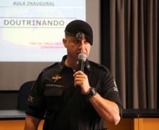 Policiais militares do Paraná e de outros estados participam da aula inaugural do III Curso da RONE em Curitiba 