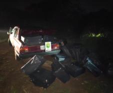 BPFron apreende carro carregado com cigarros contrabandeados em Foz do Iguaçu (PR)