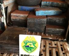 BPFron apreende cerca de 750 quilos de maconha e veículo abandonado, em Guaíra, no Oeste do Estado