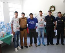 Operação Futebol Solidário arrecada fraldas e leites para idosos de Ponta Grossa (PR)