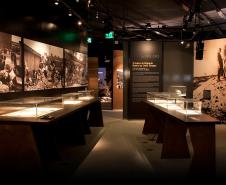 sala de exposição do museu do holacausto