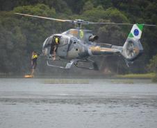 Batalhão aéreo da PM faz exercício com equipes médicas em preparação a Operação Verão 2019/2020