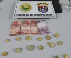 PM encaminha três, apreende drogas e recupera motocicleta no Norte Pioneiro do estado
