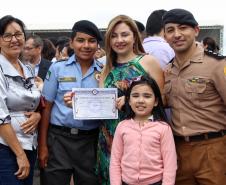 Colégio da PM em Curitiba forma 230 jovens no Ensino Médio durante solenidade militar na RMC