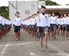 Colégio da PM em Curitiba forma 230 jovens no Ensino Médio durante solenidade militar na RMC