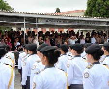 Colégio da PM em Curitiba forma 230 jovens no Ensino Médio durante solenidade militar na RMC