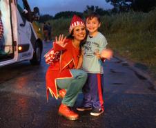 RPMon e BPTran arrecadam mais de seis mil brinquedos e fazem a alegria das crianças no Natal Itinerante em Curitiba