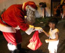 RPMon e BPTran arrecadam mais de seis mil brinquedos e fazem a alegria das crianças no Natal Itinerante em Curitiba