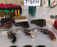 PM cumpre Mandados de Prisão e apreende oito armas de fogo e mais de 160 munições no Noroeste do estado