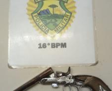PM apreende oito armas de fogo, além de munições e cigarros contrabandeados no Centro-Sul do estado