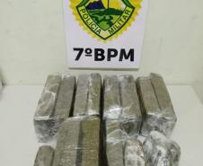 PM apreende veículo com 14 tabletes de maconha em Cruzeiro do Oeste, no Noroeste do estado