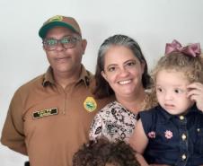 Policiais militares promovidos são homenageados durante solenidade em Pontal do Paraná (PR)