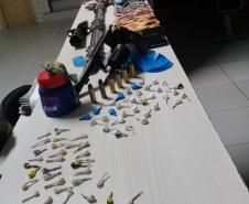 Patrulha do Sossego prende dupla e apreende mais de 80 porções de crack e cocaína em Paranaguá (PR)