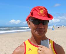 Desafio da Pedra do Cristo estimula competição entre guarda-vidas do Corpo de Bombeiros em Guaratuba