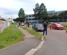 Em Fazenda Rio Grande, na RMC, PM e outros agentes de segurança desencadeiam a Operação Unindo Forças I e abordam mais de 100 pessoas