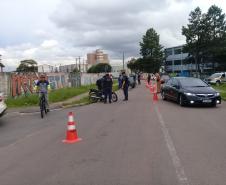 Em Fazenda Rio Grande, na RMC, PM e outros agentes de segurança desencadeiam a Operação Unindo Forças I e abordam mais de 100 pessoas