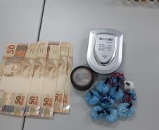 PM prende homem e apreende porções de maconha e arma de fogo no Litoral do estado