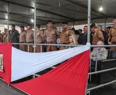 Regimento de Polícia Montada da PM celebra passagem de comando durante solenidade militar em Curitiba